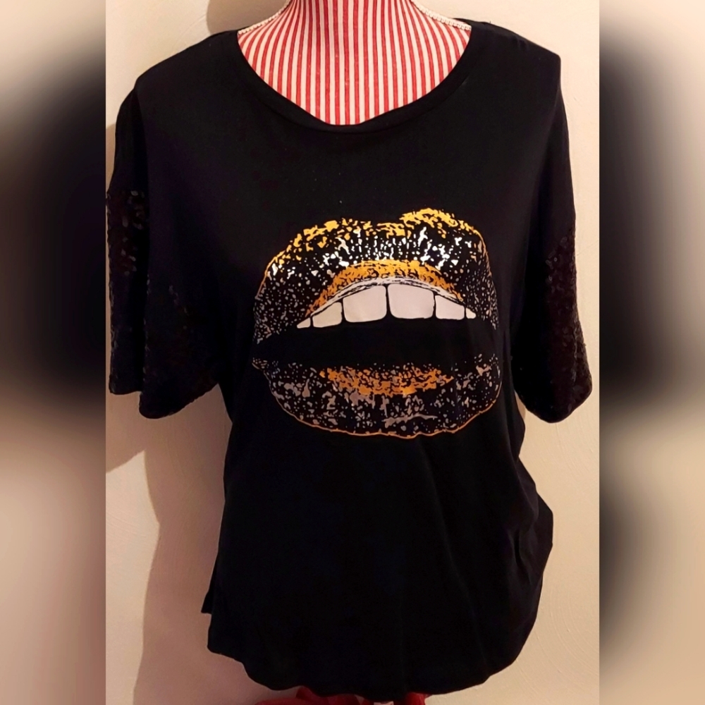 Sexy, Vintage, K. Jordan Tee with Black Sequin Sleeves! SIZE Medium-EUC!